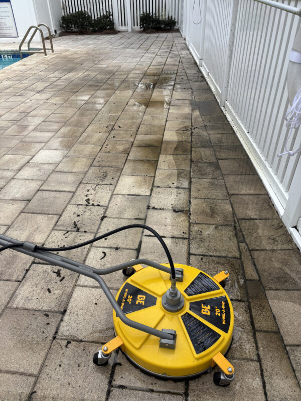 Pool-pavor-before-cleaning-600x800